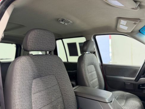 Used 2002 Ford Explorer XLS AWD/4WD image 26