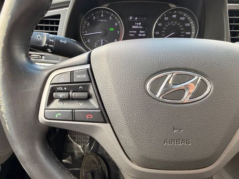 Used 2017 Hyundai Elantra SE w/ SE A/T Tech Package 03 FWD image 21
