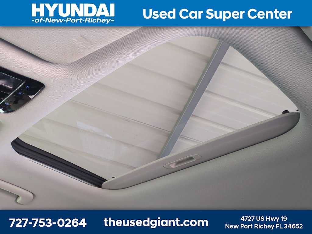 Used 2025 Hyundai Santa Fe XRT AWD/4WD image 23