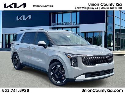 New 2026 Kia Carnival EX