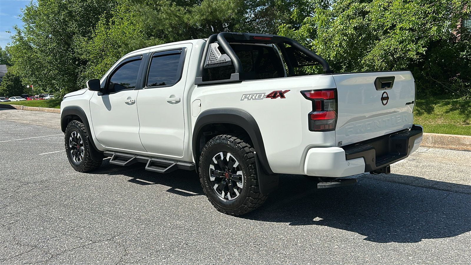 Certified 2023 Nissan Frontier PRO-4X w/ Technology Package AWD/4WD image 8