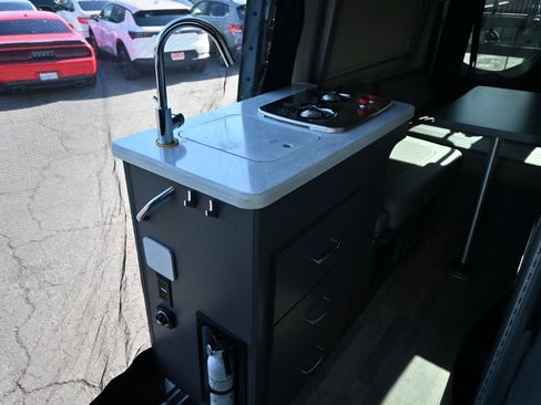 Used 2021 Mercedes-Benz Sprinter 2500 image 16