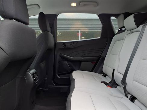 Used 2025 Ford Escape Active image 12