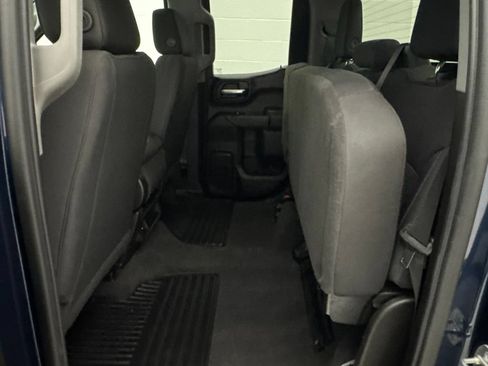 Used 2020 Chevrolet Silverado 1500 Custom w/ Custom Value Package AWD/4WD image 33