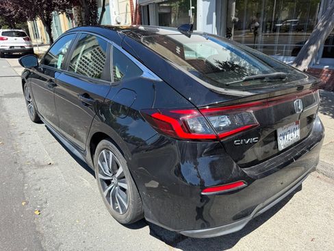Used 2022 Honda Civic EX-L image 3