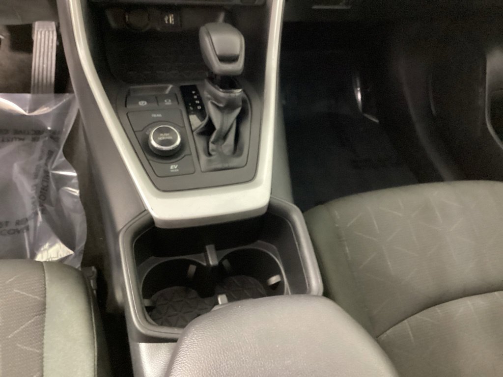 Used 2024 Toyota RAV4 XLE w/ Convenience Package AWD/4WD image 17