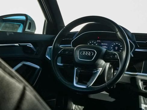 Used 2020 Audi Q3 2.0T Premium w/ Convenience Package image 14