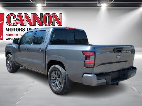 Used 2025 Nissan Frontier SV w/ SV Convenience Package image 7