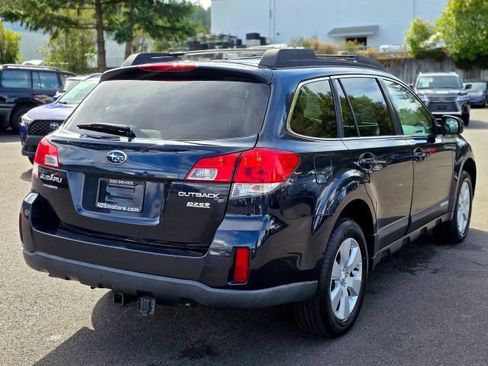 Used 2012 Subaru Outback 2.5i Premium w/ All-Weather Pkg AWD/4WD image 12
