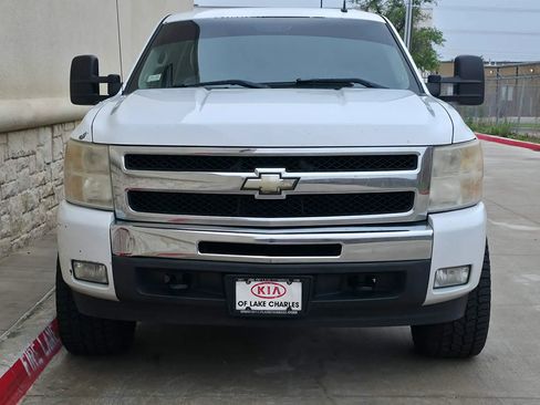 Used 2011 Chevrolet Silverado 1500 LT w/ All-Star Edition AWD/4WD image 8