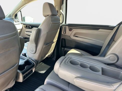 Used 2021 Honda Odyssey Touring image 14