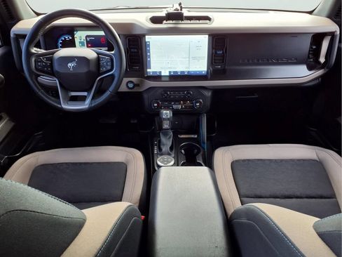 Used 2023 Ford Bronco Wildtrak AWD/4WD image 11