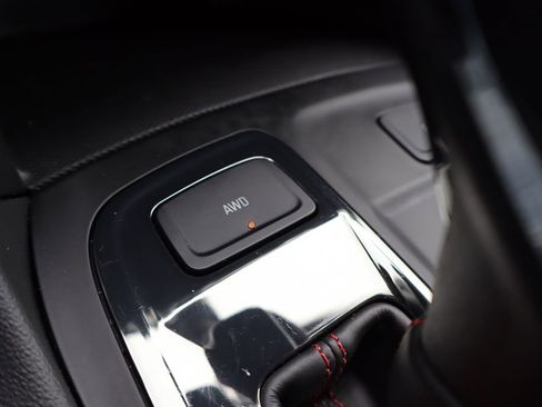 Used 2023 Chevrolet Equinox RS image 10