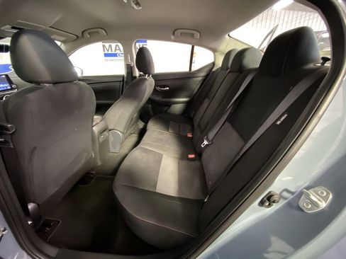 Used 2025 Nissan Sentra SR FWD image 28
