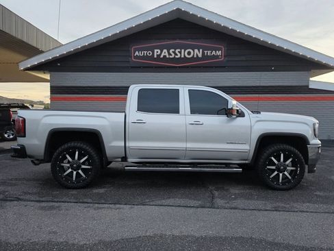 Used 2017 GMC Sierra 1500 SLT w/ Max Trailering Package AWD/4WD image 6