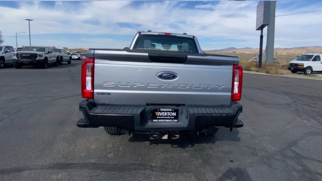 Used 2023 Ford F250 XL AWD/4WD image 7