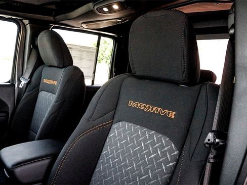 New 2025 Jeep Gladiator Mojave w/ Safety Group image 9