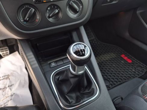 Used 2009 Volkswagen GTI 2-Door FWD image 28