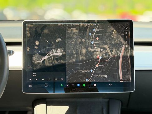 Used 2021 Tesla Model 3 Standard Range Plus image 43