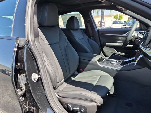 New 2026 BMW M440i w/ Premium Package RWD image 33