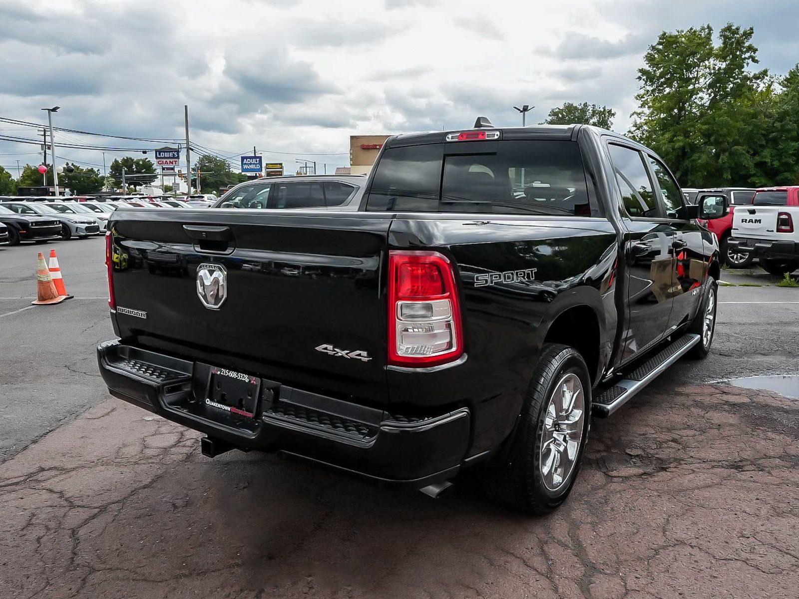 Used 2023 RAM 1500 Big Horn AWD/4WD image 6
