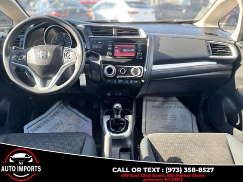 Used 2015 Honda Fit LX image 18