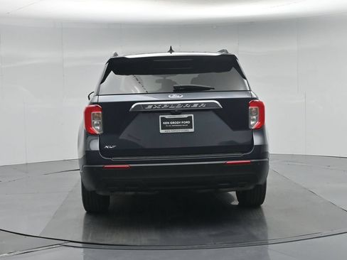 Certified 2023 Ford Explorer XLT RWD image 58