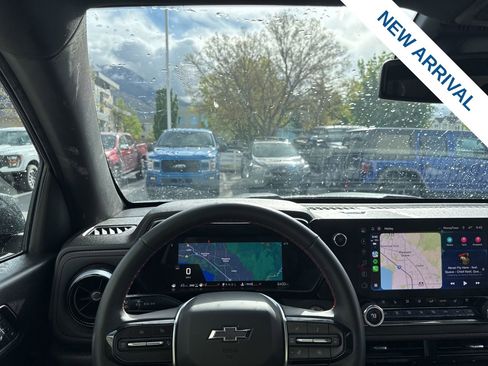 Used 2025 Chevrolet Colorado Z71 w/ Technology Package image 19