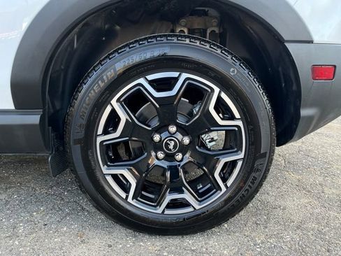 Certified 2025 Ford Bronco Sport Outer Banks w/ Outer Banks Tech Package+ image 3