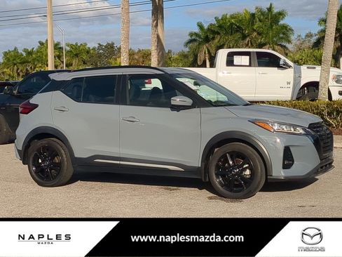 Used 2021 Nissan Kicks SR image 1