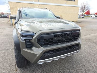 New 2025 Toyota Tacoma Trailhunter