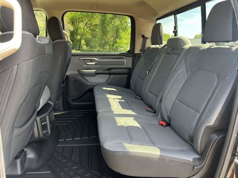 Used 2019 RAM 1500 Big Horn w/ Trailer Tow Group AWD/4WD image 4