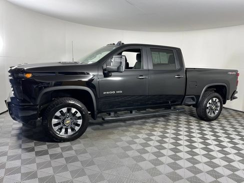 Certified 2024 Chevrolet Silverado 2500 Custom w/ Custom Value Package AWD/4WD image 4