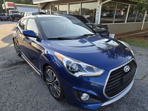 Used 2016 Hyundai Veloster Turbo R-Spec FWD image 2