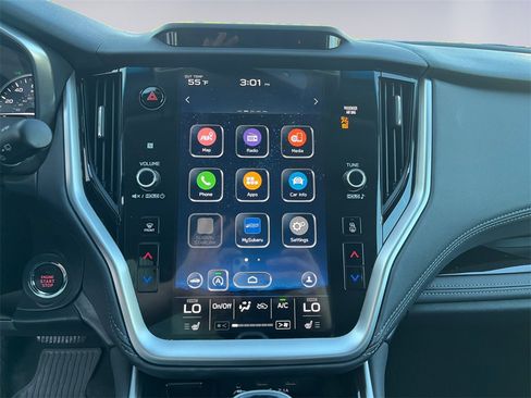 Used 2022 Subaru Outback Limited image 11