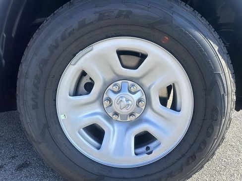 Used 2024 RAM 1500 Tradesman AWD/4WD image 16