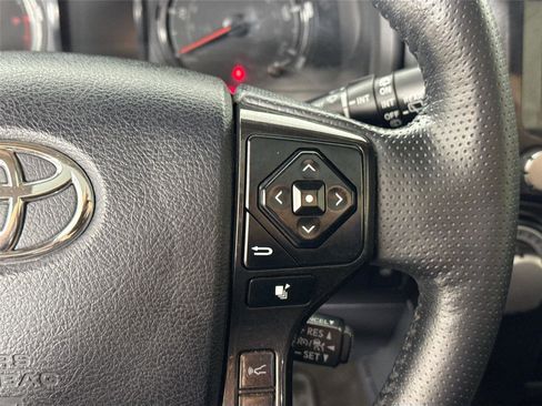 Certified 2023 Toyota 4Runner 40th Anniversary SE image 18