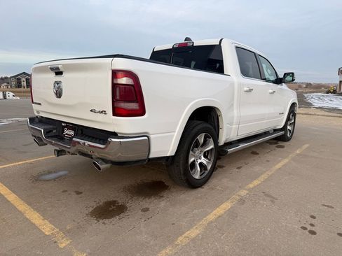 Used 2022 RAM 1500 Laramie AWD/4WD image 5