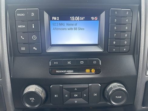 Used 2020 Ford F250 XL w/ Power Equipment Group image 16