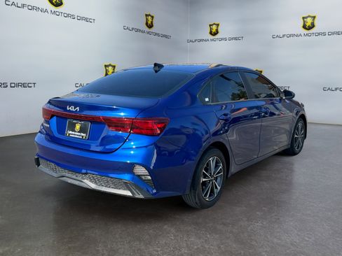Used 2024 Kia Forte LXS FWD image 5