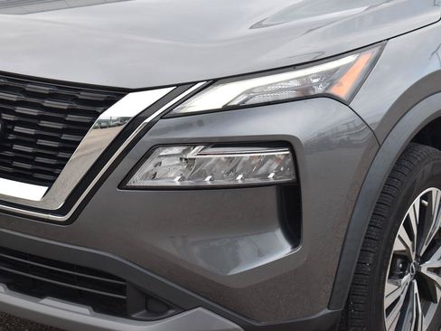 Used 2023 Nissan Rogue SV w/ SV Premium B Package FWD image 18