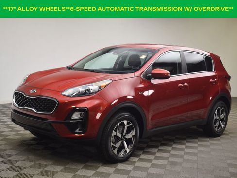 Used 2021 Kia Sportage LX image 3