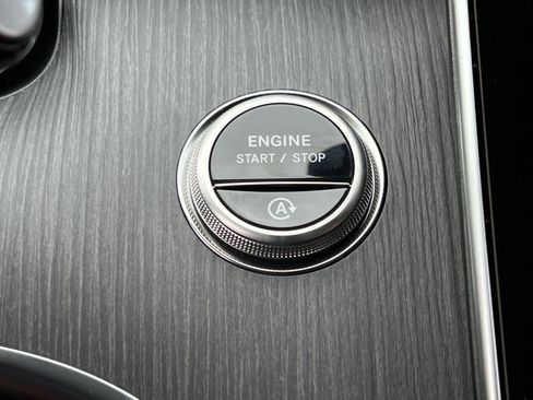 Used 2026 Mercedes-Benz C 300 4MATIC Sedan image 31