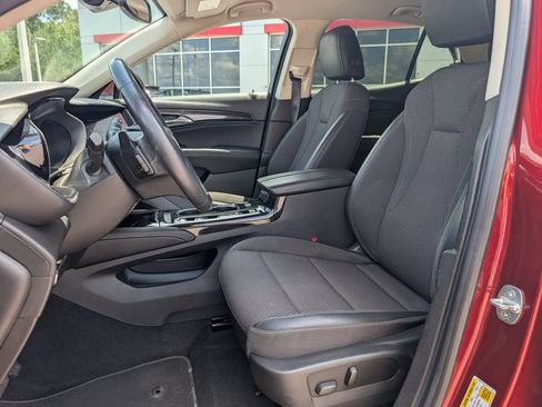 Used 2022 Buick Envision Preferred w/ Safety Package FWD image 11