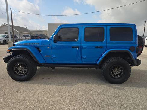 Used 2023 Jeep Wrangler Unlimited Rubicon 392 w/ Xtreme Recon 35" Tire Package AWD/4WD image 6