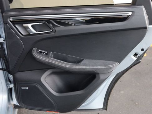 Used 2017 Porsche Macan GTS image 19