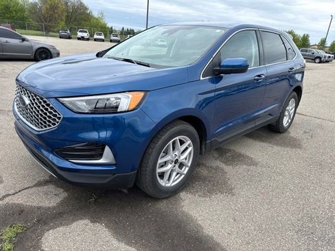 Used 2023 Ford Edge SEL AWD/4WD image 2