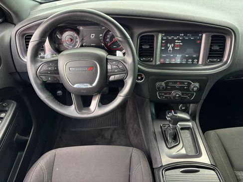 Used 2018 Dodge Charger R/T w/ Blacktop Package RWD image 17