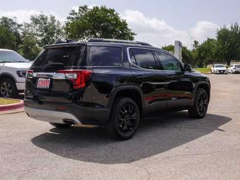 Used 2022 GMC Acadia SLE w/ Driver Convenience Package FWD image 7