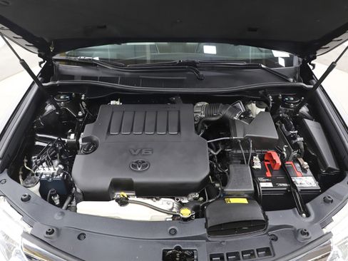 Used 2014 Toyota Camry XLE image 29